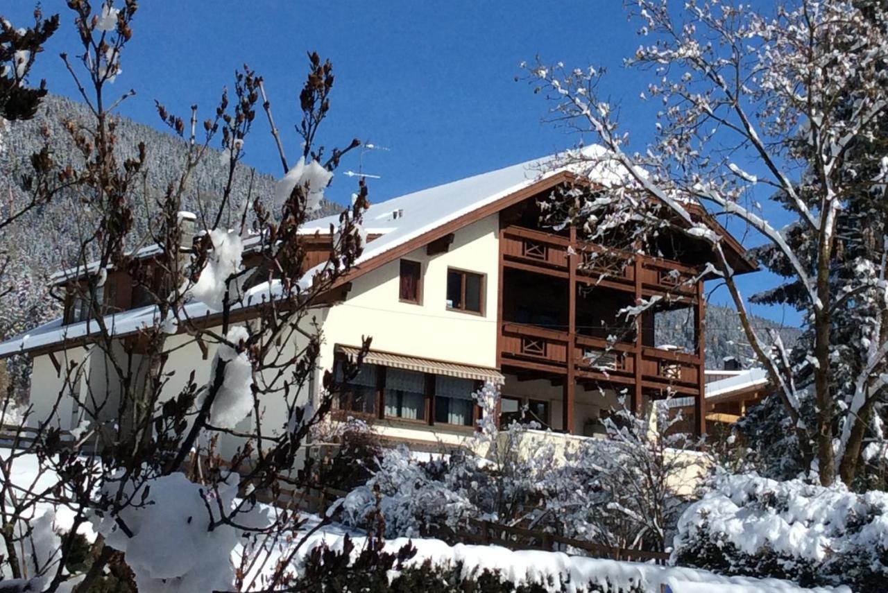 Aparthotel Residenze Sonnenschein Casa Rosa Niederdorf Exterior foto